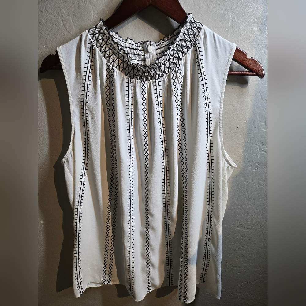 White House Black Market Ivory Top with Black Pattern